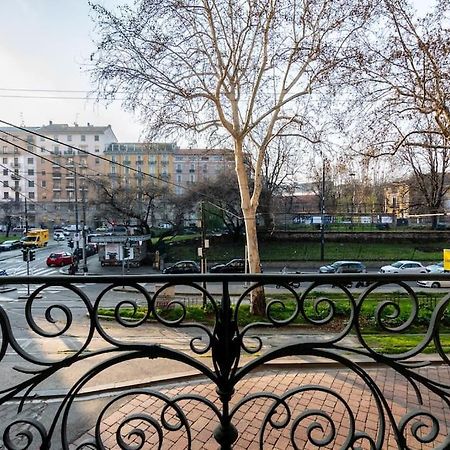 Ad Un Passo Dal Duomo Elegante Appartamento Wifi Milan Bagian luar foto